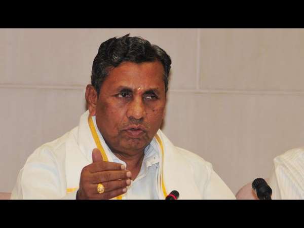 ಕೆ.ಎಚ್.ಮುನಿಯಪ್ಪ ಅವರ ಜಮೀನೆಷ್ಟಿದೆ?