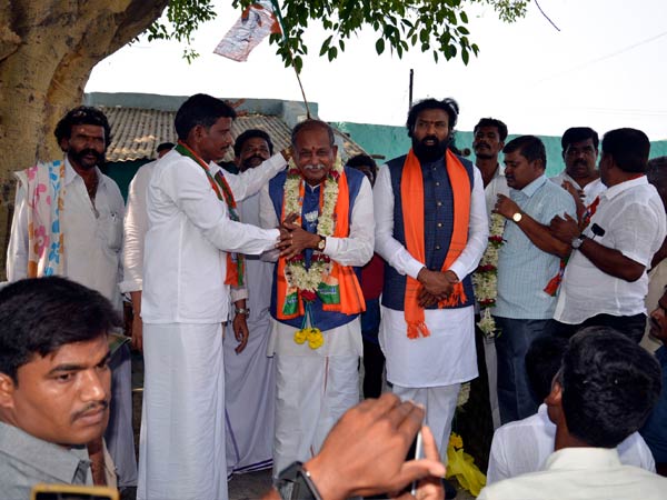 ಕಂಪ್ಲಿ ವಿಧಾನಸಭಾ ಕ್ಷೇತ್ರದಲ್ಲಿ ದೇವೇಂದ್ರಪ್ಪ ಪ್ರಚಾರ