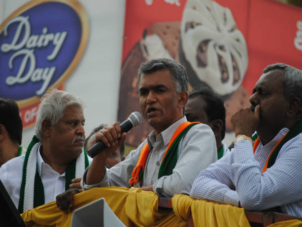 'ಬಿಜೆಪಿ ನಾಯಕರು ದೇಶಕ್ಕಾಗಿ ಏನು ತ್ಯಾಗ ಮಾಡಿದ್ದಾರೆ'
