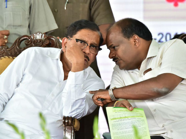 ಮುಖ್ಯಕಾರ್ಯದರ್ಶಿಯೊಂದಿಗೆ ಚರ್ಚೆ