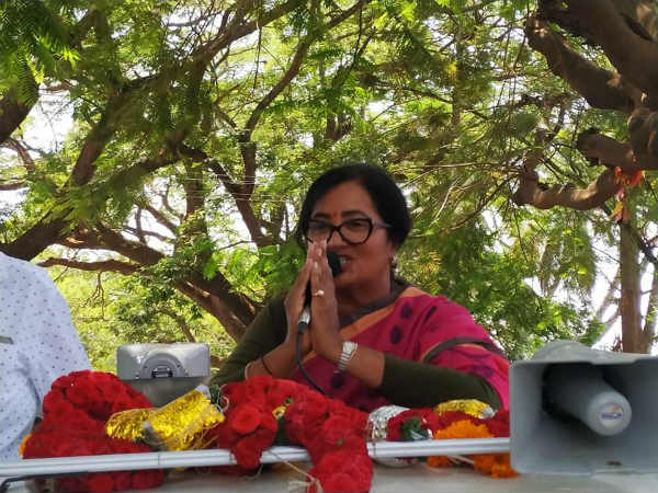ಸಮಾವೇಶದಲ್ಲಿ ಭಾರಿ ಸಂಖ್ಯೆ ಜನ