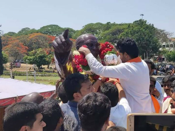 ಒನ್ ಇಂಡಿಯಾ: ಕಾರ್ಯಕರ್ತರು, ಮುಖಂಡರನ್ನು ವಿಶ್ವಾಸಕ್ಕೆ ತೆಗೆದುಕೊಂಡಿದ್ದೀರಾ?