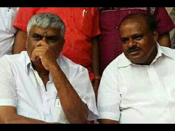 ಹಳ್ಳಿ ಕಡೆಗೆ ಹೋದಾಗ ಜನ ಪ್ರೀತಿಯಿಂದ ನಿಂಬೆಹಣ್ಣು ಕೊಡುತ್ತಾರೆ