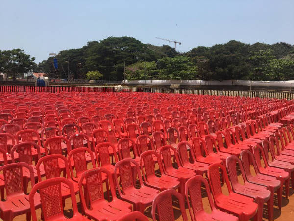 ಒಂದು ಲಕ್ಷಕ್ಕೂ ಹೆಚ್ಚು ಮಂದಿ ನಿರೀಕ್ಷೆ