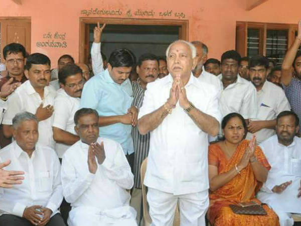 ಹಿತೈಷಿಗಳು ಎದುರಾಳಿಗಳು