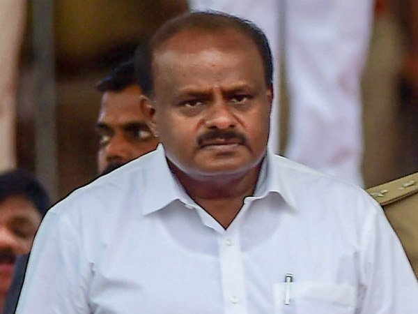 ವಿಶ್ರಾಂತಿ ತೆಗೆದುಕೊಳ್ಳುತ್ತಿರುವ ಸಿಎಂ