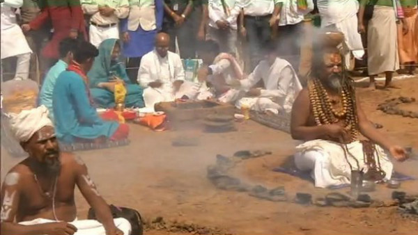ದಿಗ್ವಿಜಯಕ್ಕಾಗಿ ದಿಗ್ವಿಜಯ್ ಹೋಮಹವನ