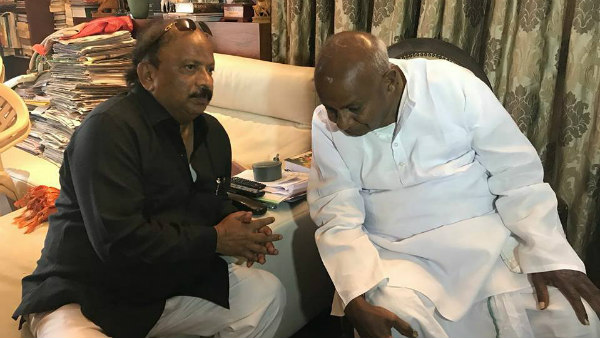 ಕೆಪಿಸಿಸಿ ಕಚೇರಿಗಿಂತ ಹೆಚ್ಚಾಗಿ ರೋಷನ್ ಬೇಗ್, ದೇವೇಗೌಡ್ರ ಮನೆಯಲ್ಲಿ