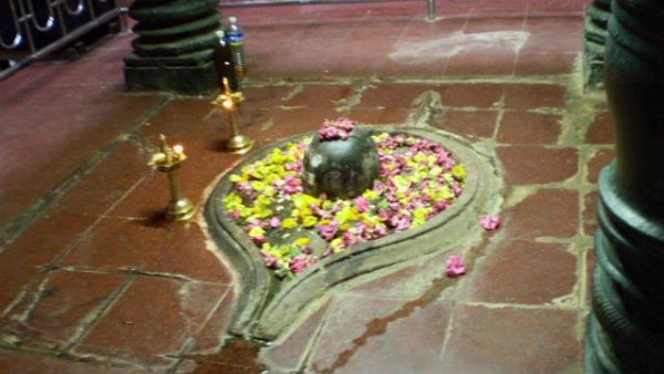 ಪಿಲ್ಲರ್ಗಳಲ್ಲಿ ಬಿರುಕು