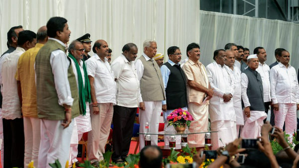 ಕಾಂಗ್ರೆಸ್ ಪಕ್ಷ ರಾಜ್ಯದಲ್ಲೂ ಅಧಿಕಾರ ಕಳೆದುಕೊಳ್ಳುವ ಸ್ಥಿತಿಯಲ್ಲಿಲ್ಲ