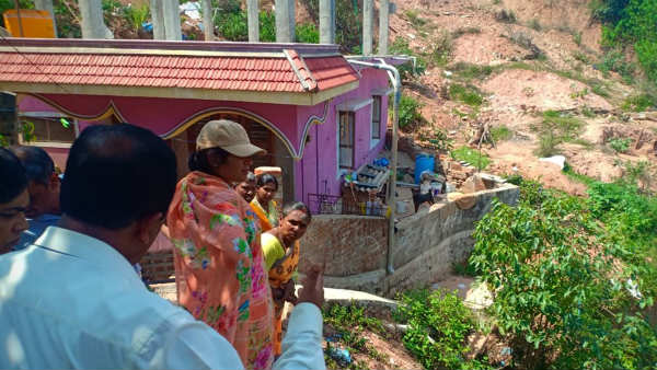 ವಿವಿಧ ಪ್ರದೇಶಗಳಿಗೆ ಭೇಟಿ