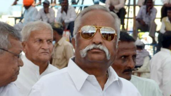 ಪ್ರಕಾಶ್ ಹುಕ್ಕೇರಿ ಮೀಸೆ
