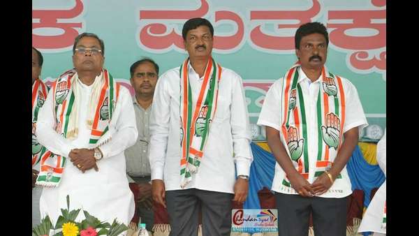 ಅತೃಪ್ತರ ನೇತೃತ್ವ ವಹಿಸಿರುವ ರಮೇಶ್ ಜಾರಕಿಹೊಳಿ