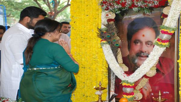 ಮಂಡ್ಯದತ್ತ ತೆರಳಿದ ಸುಮಲತಾ