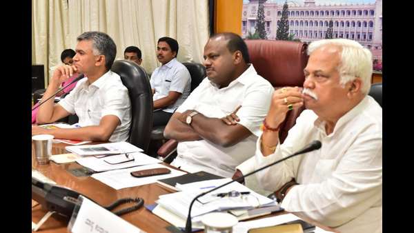 ಸಭೆಯಲ್ಲಿ ಹಲವು ಸಚಿವರು ಭಾಗಿ