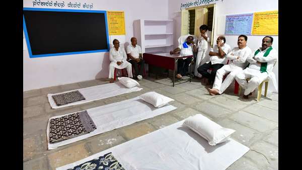 ಆಗ ಯಡಿಯೂರಪ್ಪ ಅವರು ಜಂಟಿ ವಾಸ್ತವ್ಯ ಮಾಡಿದ್ದರು