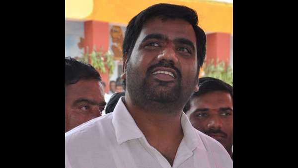 ಇವರಿಂದ ಹೇಳಿಸಿಕೊಳ್ಳಬೇಕೇ?