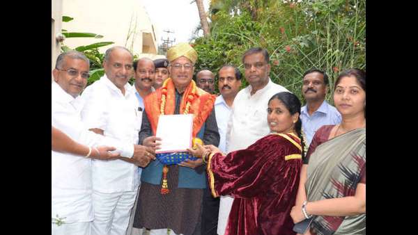 ಗಿರೀಶ್ ಕಾರ್ನಾಡ್ ಅವರಿಗೆ ಕರ್ನಾಟಕ ಸರಕಾರ ಅಧಿಕೃತವಾಗಿ ಆಹ್ವಾನ