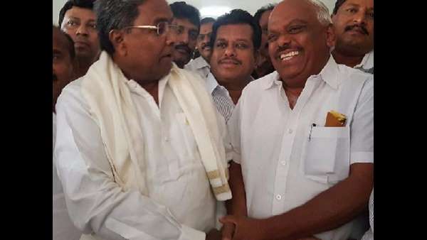 ಕಾಂಗ್ರೆಸ್ಸಿನ ನಾಲ್ವರು ಅತೃಪ್ತ ಶಾಸಕರನ್ನು ಅನರ್ಹ ಮಾಡುವಂತೆ ಸಿದ್ದು ಕೋರಿಕೆ