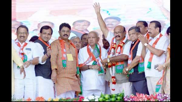 ಜಾಧವ್ ರಾಜೀನಾಮೆ ಆಂಗೀಕರಿಸುವುದನ್ನು ಮುಂದೂಡಬಹುದಾಗಿತ್ತು