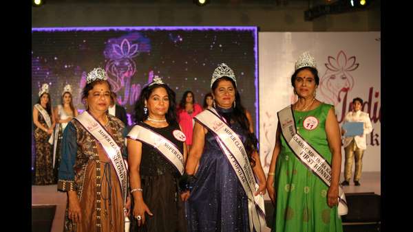 60 ವರ್ಷದ ಮೇಲ್ಪಟ್ಟವರ ಸುತ್ತಿನಲ್ಲಿ ಜೂಲಿಯಟ್ ವಿನ್ನರ್