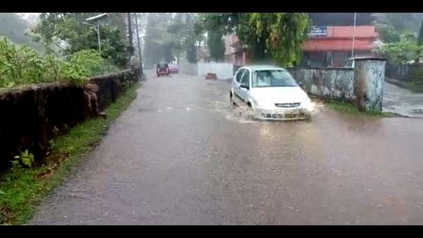 ಸೋಮೇಶ್ವರ, ಉಚ್ಚಿಲದಲ್ಲಿ ನಿರಂತರ ಕಡಲ್ಕೊರೆತ