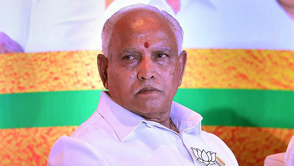 ಗ್ರಾಮ ವಾಸ್ತವ್ಯ ಎಂಬ ಜನಪ್ರಿಯ ಅಸ್ತ್ರ ಕೈಗೆ