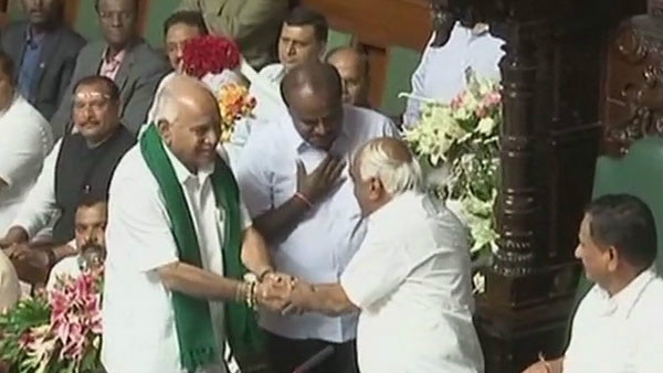 ನಿಯಮ ಪಾಲಿಸುತ್ತಾರೆ ರಮೇಶ್ ಕುಮಾರ್