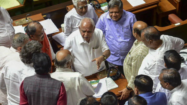 ಗವಿ ಗಂಗಾಧರೇಶ್ವರ ದೇವಸ್ಥಾನದಲ್ಲಿ ಅತಿ ರುದ್ರ ಯಾಗ