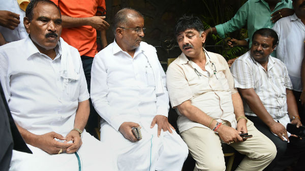 ಯಾರು-ಯಾರು ಇದ್ದರು?