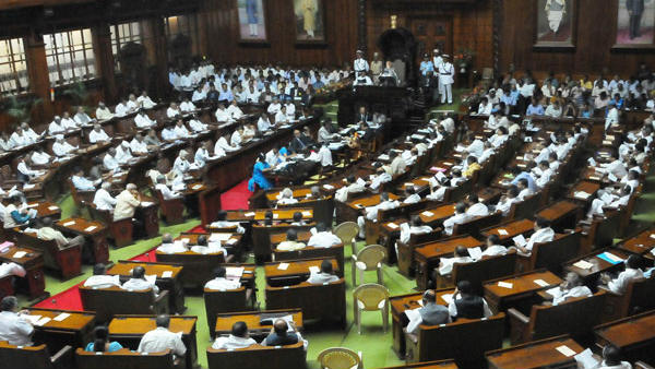 ಶಾಸಕರು ಎಷ್ಟು ದಿನ ಸದನಕ್ಕೆ ಹಾಜರಾಗಿದ್ದಾರೆ?
