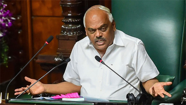 ಶಾಸಕಾಂಗ ಪಕ್ಷದ ನಾಯಕರಿಗೆ ವಿಪ್ ಜಾರಿ ಅಧಿಕಾರ