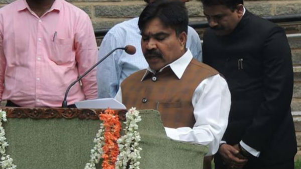 ಆರ್ ಶಂಕರ್ ರಾಜೀನಾಮೆ ಬಗ್ಗೆ ಚರ್ಚೆ