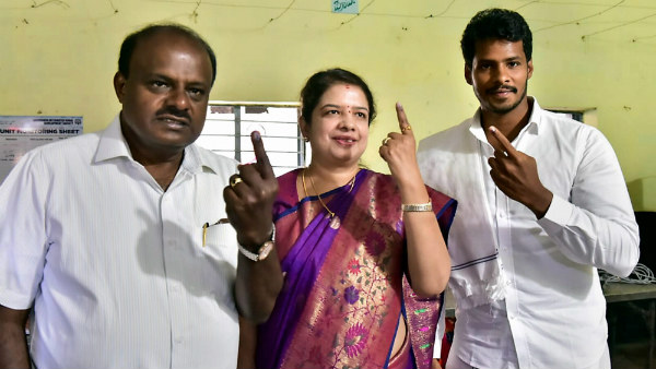 ಸಮ್ಮಿಶ್ರ ಸರಕಾರ ಪತನಕ್ಕೆ ಸಿದ್ದರಾಮಯ್ಯ ಒಬ್ಬರೇ ಜವಾಬ್ದಾರಿ ಎನ್ನುತ್ತೀರಾ?