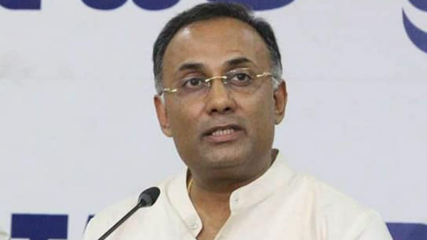 ಸರ್ಕಾರ ಚೆಲ್ಲಾಟವಾಡುತ್ತಿದೆ