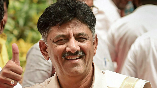 ಉಪ ಚುನಾವಣೆಯಲ್ಲಿ ಡಿಕೆಶಿ ನನ್ನ ವಿರುದ್ಧ ತೊಡೆ ತಟ್ಟಲಿ
