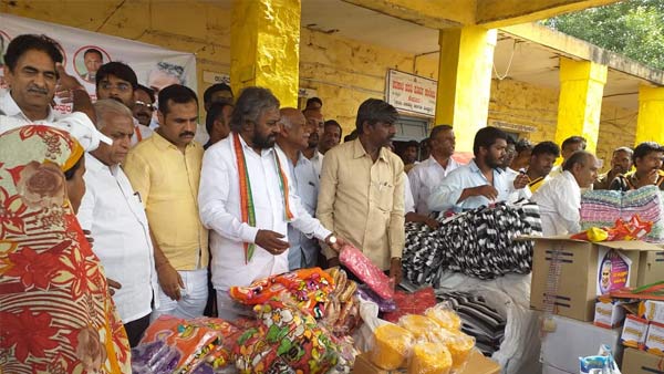 ಹಾನಿಗೀಡಾದ ಜಿಲ್ಲೆಗಳಲ್ಲಿ ವಿಶೇಷ ಅಧಿಕಾರಿಗಳಾಗಿ ನಿಯೋಜಿಸಲಾದ ಕಿರಿಯ ಶ್ರೇಣಿಯ ಕೆಎಎಸ್ ಅಧಿಕಾರಿಗಳು