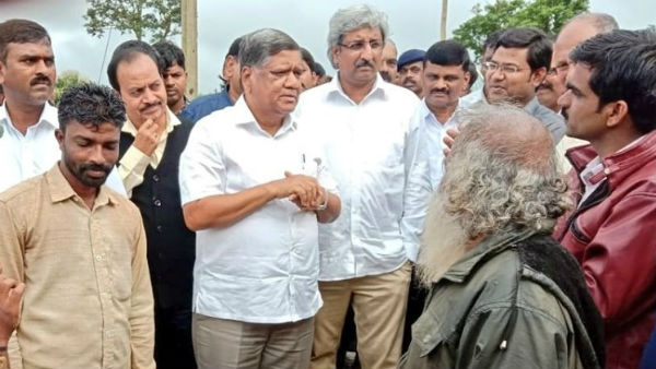 ವಿವಿಧ ಹುದ್ದೆಗಳಲ್ಲಿ ಕಾರ್ಯ ನಿರ್ವಹಣೆ