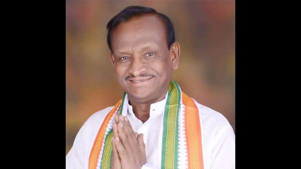 ಹೆದರುವುದು ದೇವರು, ಮತದಾರರಿಗೆ ಮಾತ್ರ