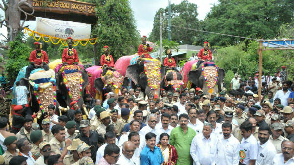 ದಸರಾ ಉಸ್ತುವಾರಿ ಅಶೋಕ್ ಹೆಗಲಿಗೆ