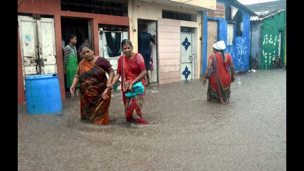ಆಲಮಟ್ಟಿಯಿಂದ ನೀರು ಹೊರಬಿಡಲು ಮನವಿ