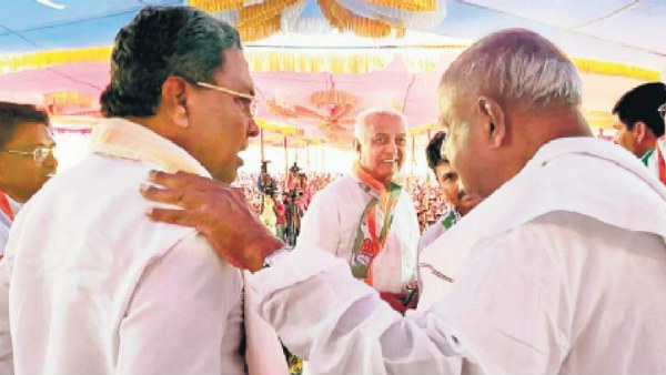 ದೇವೇಗೌಡ್ರು, ಸಿದ್ದರಾಮಯ್ಯ ವಿರುದ್ದ ದೂರನ್ನು ಎಐಸಿಸಿ ವರಿಷ್ಠರಲ್ಲಿ ನೀಡಿದ್ದರು