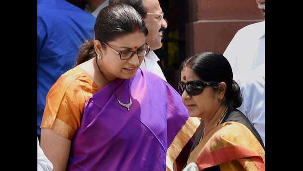 ಕೊಟ್ಟ ಮಾತು ಮರೆತು ಹೋದೆಯಲ್ಲಾ: ಸ್ಮೃತಿ ಇರಾನಿ ಭಾವುಕ ಟ್ವೀಟ್