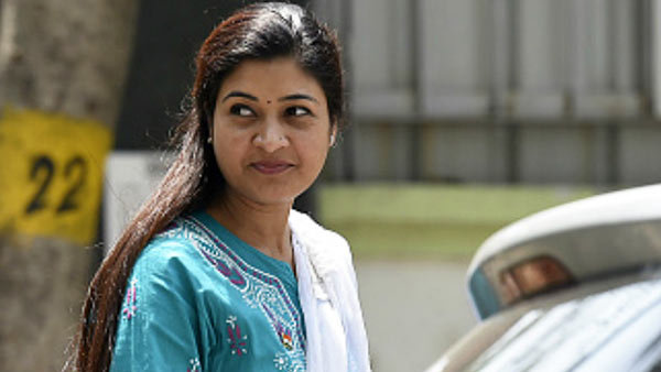 2013ರಲ್ಲಿ ಆಮ್ ಆದ್ಮಿ ಪಕ್ಷ ಸೇರಿದ ಲಂಬಾ