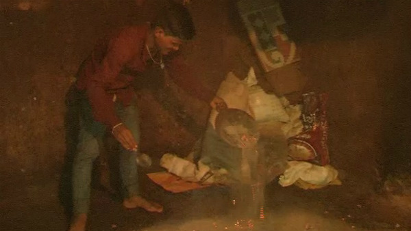 ಮಳೆಗಾಲದಲ್ಲಿ ಮನೆಯೊಳಗೆ ಬೆಂಕಿ ಕಡ್ಡಾಯ