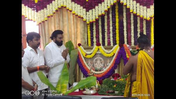 ಅಶೋಕ್, ಶ್ರೀರಾಮುಲು ಅವರ ಕೊಠಡಿ ಪ್ರವೇಶ