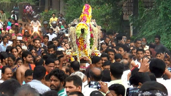 ಪಡುಬಿದ್ರಿ ಬಾಲ ಗಣಪತಿ ಶೋಭಾಯಾತ್ರೆಯಲ್ಲಿ ಇತ್ತಂಡಗಳ ಹೊಡೆದಾಟ 
