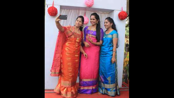 ಕಲಾಸಂಭ್ರಮದಲ್ಲಿ ಮಹಿಳಾ ಪ್ರಮುಖರ ಕಲರವ