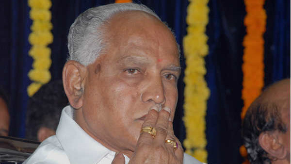 ಸರ್ಕಾರ ಮೀನಮೇಷ ಎಣಿಸುತ್ತಿದೆ