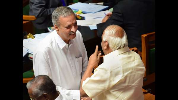 'ಮಾಧ್ಯಮ ನಿಷೇಧಿಸುವ ತೀರ್ಮಾನ ಕಾಗೇರಿ ಒಬ್ಬರದ್ದಲ್ಲ'
